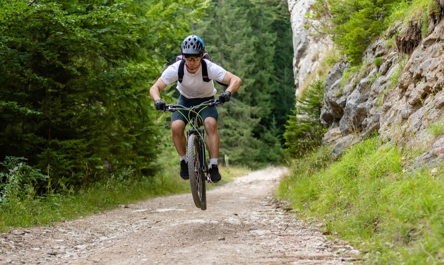 Ben Davis Cycling Downhill